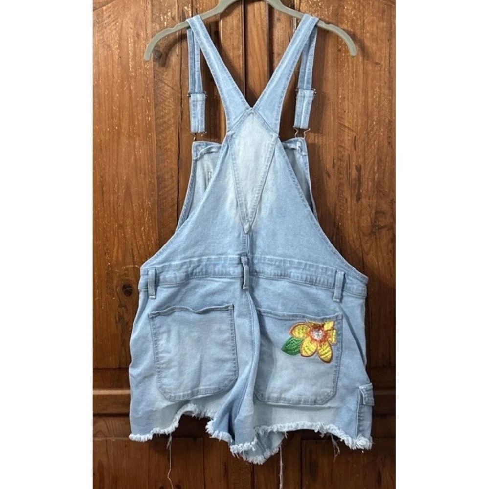 No Boundaries Y2K Denim Overalls Shorts Embroidered Flowers Pockets Sz Small Med - Picture 7 of 10